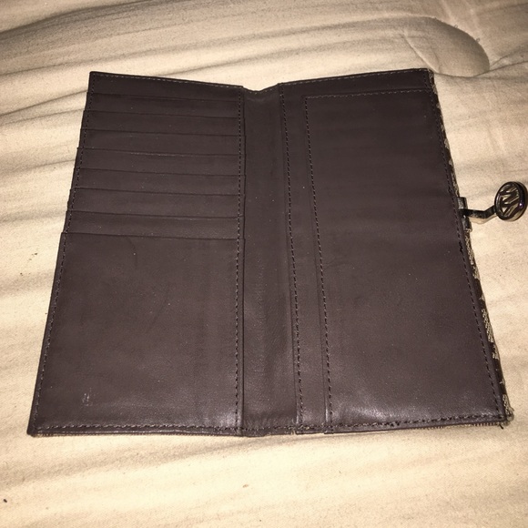 Wallet - Picture 2 of 2