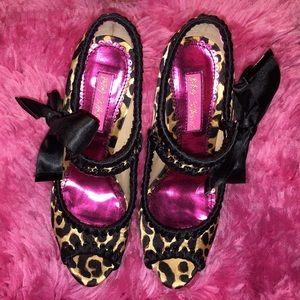 Betsey Johnson Camdyn Leopard Satin Sandal