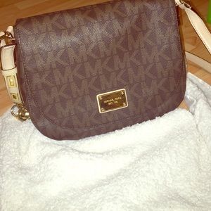 Michael Kors cross body purse