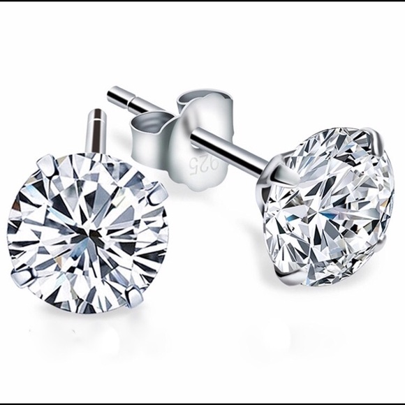 5 ⭐️Sterling silver & Cubic Zirconia Stud earrings - Picture 2 of 4