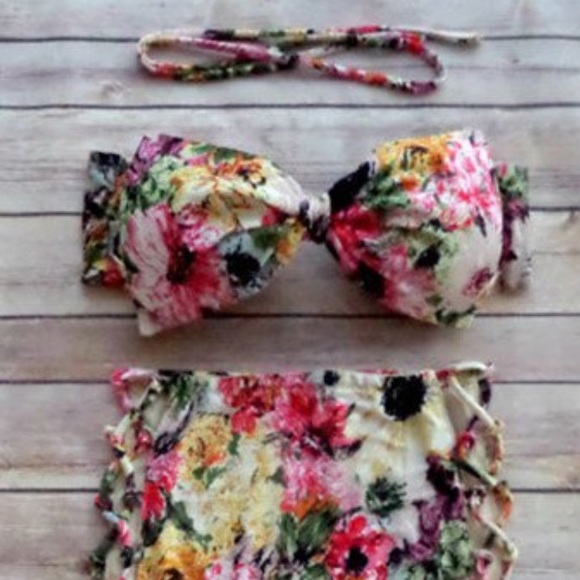Summer Sale! Bow Detail, high waisted swim suit💖 - Picture 2 of 4