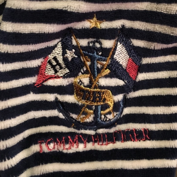 Vintage Tommy Hilfiger Sweater - Picture 4 of 4