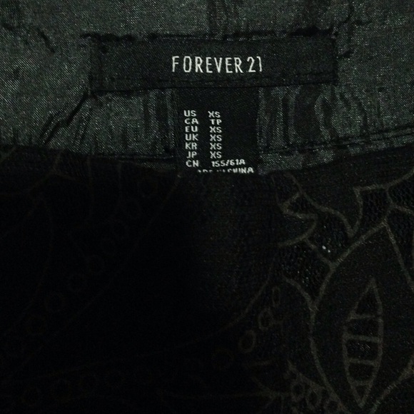 Forever 21 - Picture 2 of 2