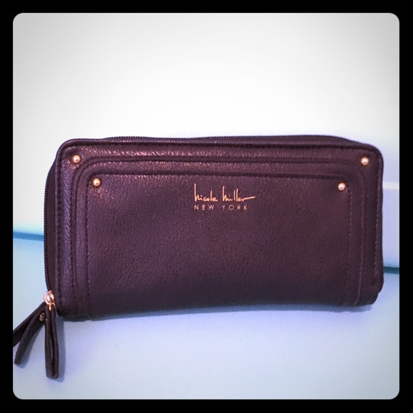 Nicole Miller Wallet