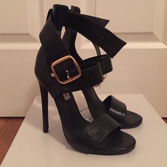 Black Mysterii Leather Steve Madden Size: 6