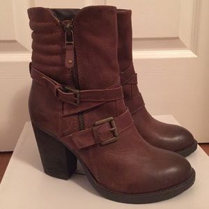 Raleighh Cognac Steve Madden Size: 6
