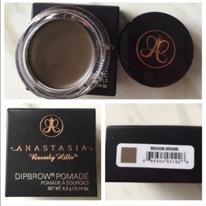 DipBrow Pomade Med Brown Anastasia Beverly Hills