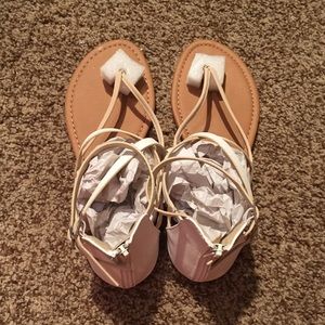 Super cute, brand new, Dream Pairs sandals!