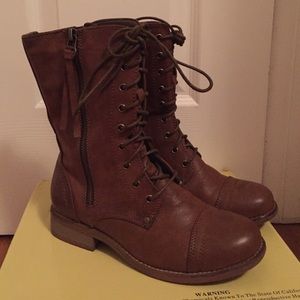 Combat Boots Cathy Jean Size: 6