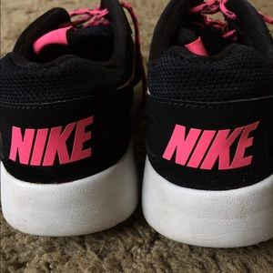 Womens/Juniors Nike Kaishi Sneakers