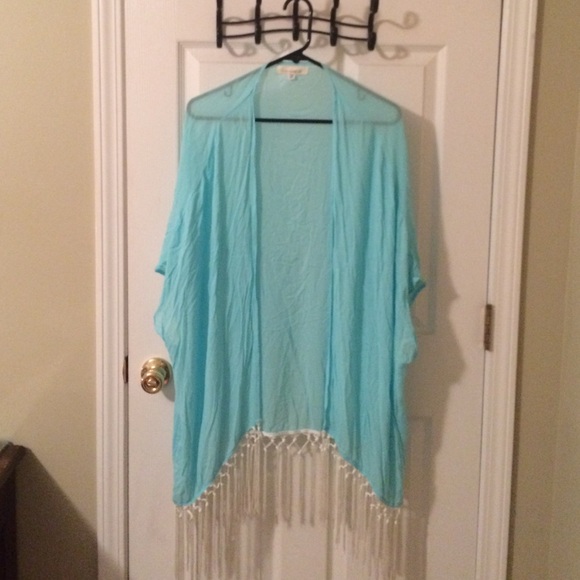 Beaches oversized kimono!