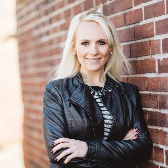 Meet your Posher, Aubrey - Picture 1 of 1