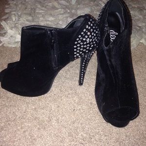 Black rhinestoned High heels