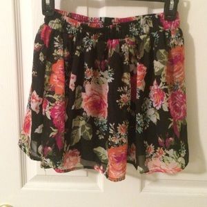 Floral skirt 🌸