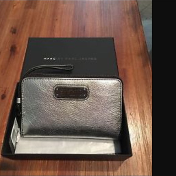 MARC JACOBS wallet