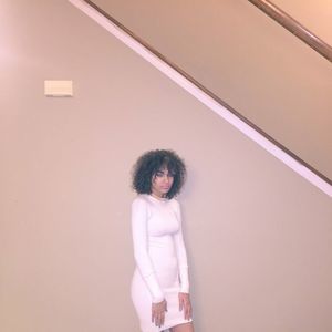 Meet your Posher, Mia