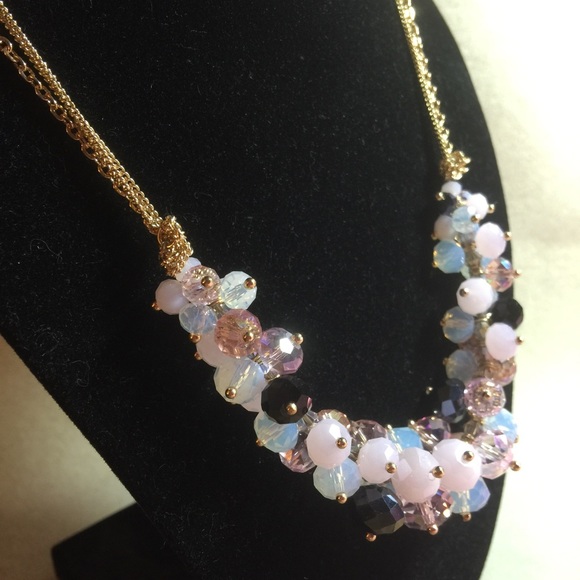 Bead Cluster Necklace Pinks Black Opalescent - Picture 2 of 4