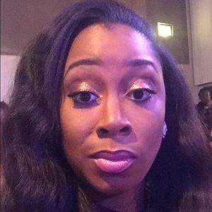 Meet your Posher, Jasmine