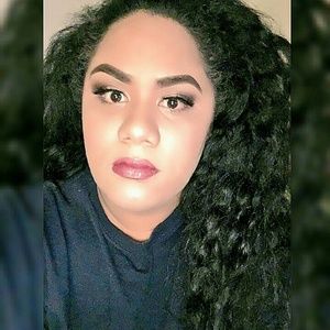 Meet your Posher, Clara