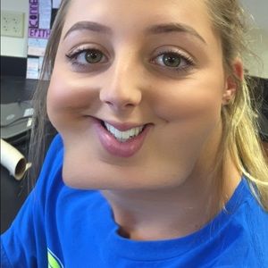 Meet your Posher, Kelsey