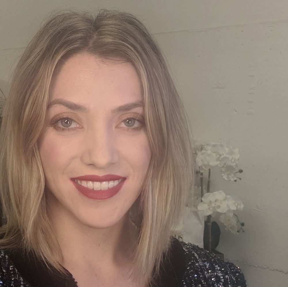 Meet your Posher, Lacee