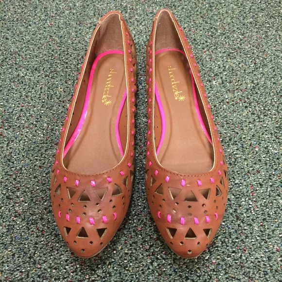 Shoe Dazzle Shoes - NWOT Brown Embellished Flats