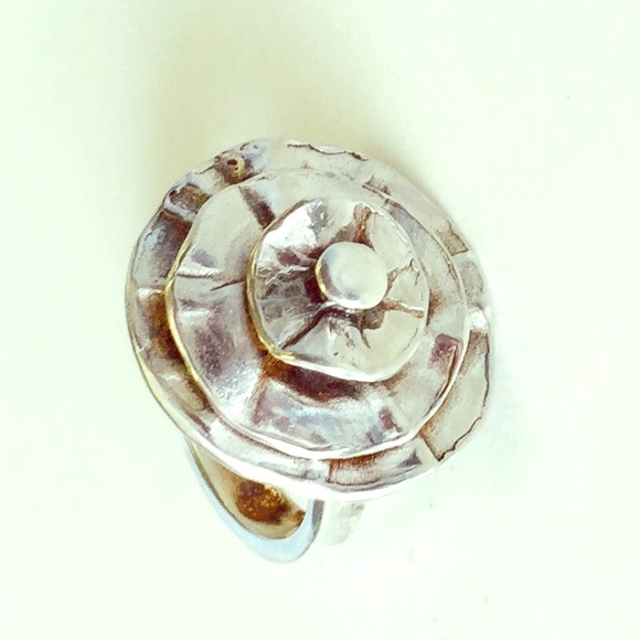 Flower ring