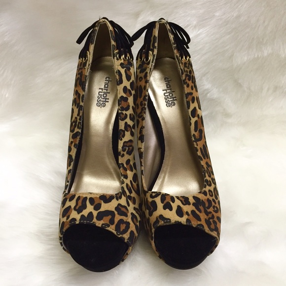 Leopard Heels🐆 - Picture 2 of 4