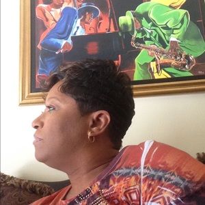 Meet your Posher, Angela