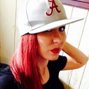 Meet your Posher, Adrianna