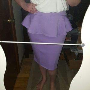 NWT boohoo plus lilac peplum skirt 18