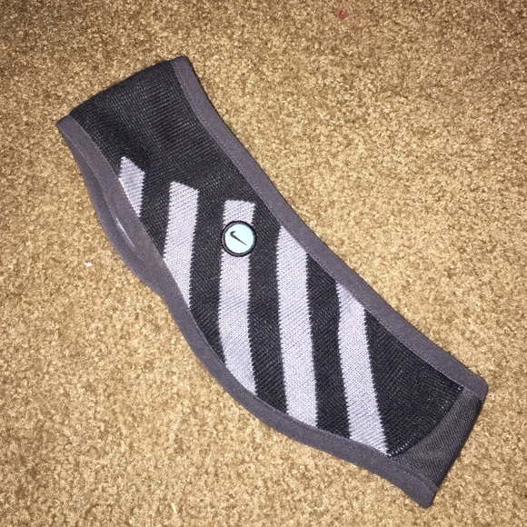 Nike headband