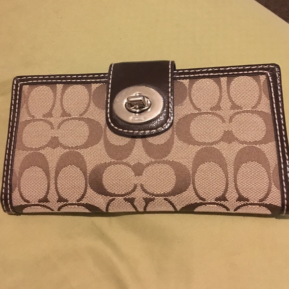 Coach wallet