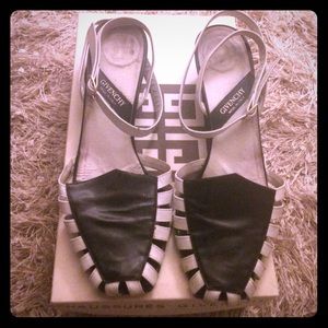 Authentic vintage givenchy flat sandals