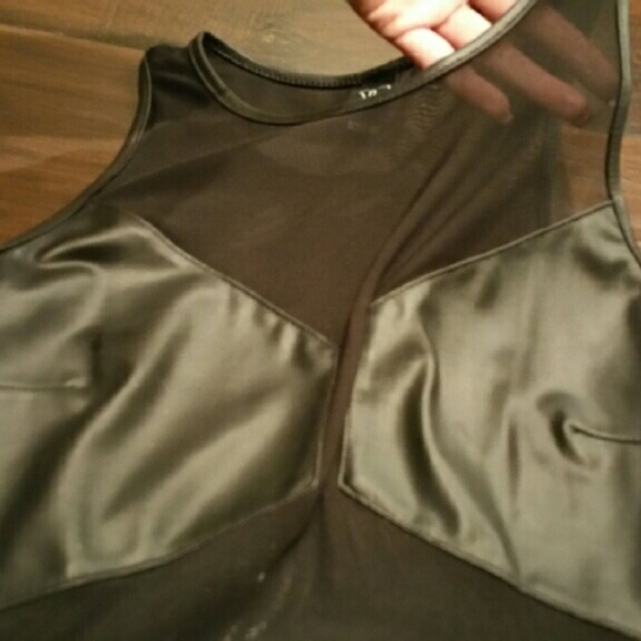 Vegas summer heat dress!!! Like new! worn once! - Picture 2 of 4