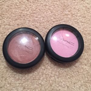 Mac creme and powder blush set