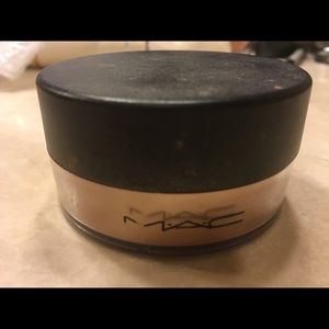Mac powdered bronzer