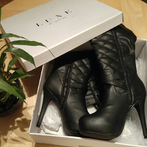 Shoes - Luxe by Justfab boots "HOLDING" for @mtnlover64