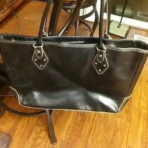 18x11 faux Large hand bag lots of pockets