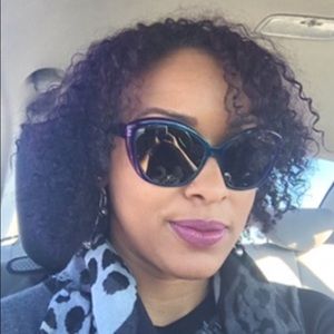 Meet your Posher, Alison