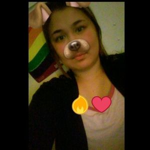 Meet your Posher, Michaela