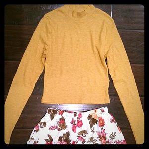 H&M long sleeved crop top,Mustard color. Brand new