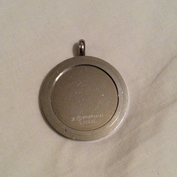 Pendant - Picture 2 of 2