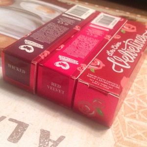 Lime Crime Velvetines in Wicked