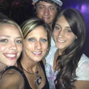 Meet your Posher, Melissa dawn