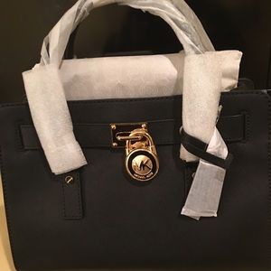 Brand new!!! Michael kors east west Hamilton!
