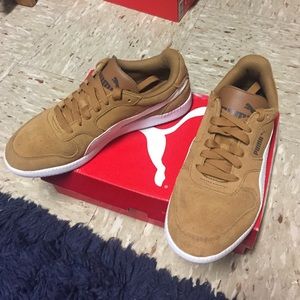 PUMA sneakers/ chipmunk brown+white