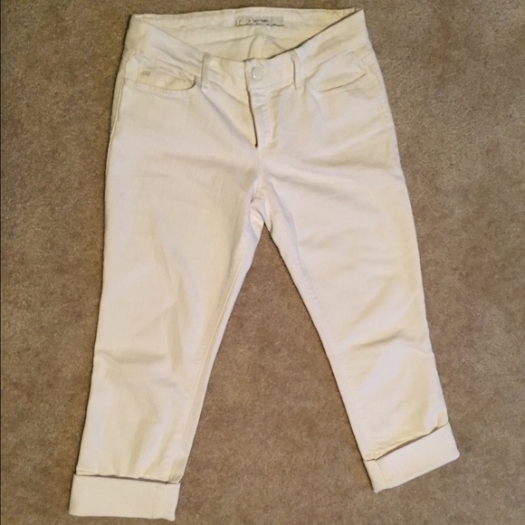 Joe's Jeans White Stretch Capris - Sz 27