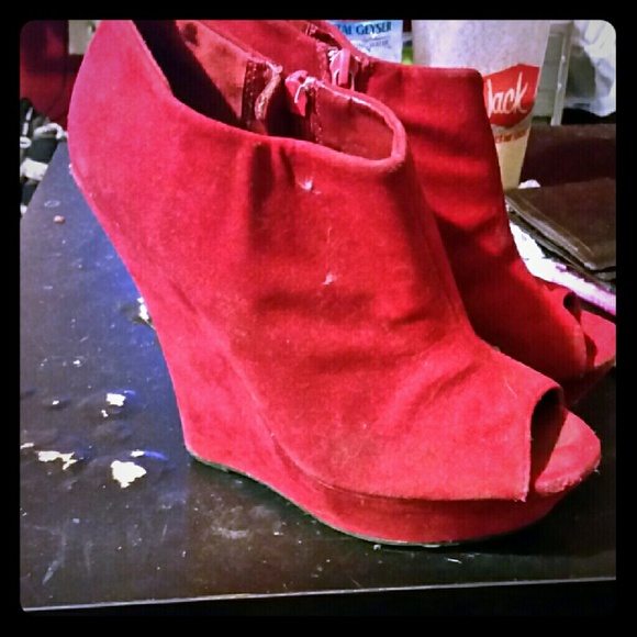 Red high heels!!!!