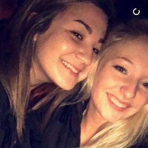 Meet your Posher, Dana